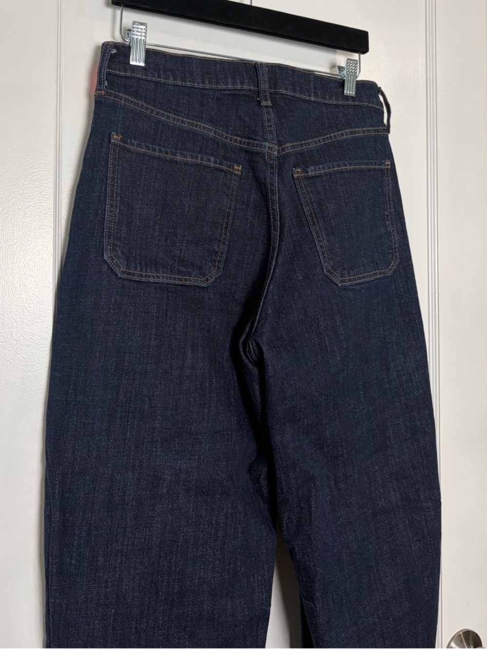 Old Navy High Rise Barrel Leg Jeans - Picture 8 of 16